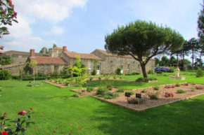 Maison spacieuse proche du centre de Landevieille + jardin clôturé